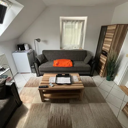 Homestay Cozy 2-room Attic In Essen